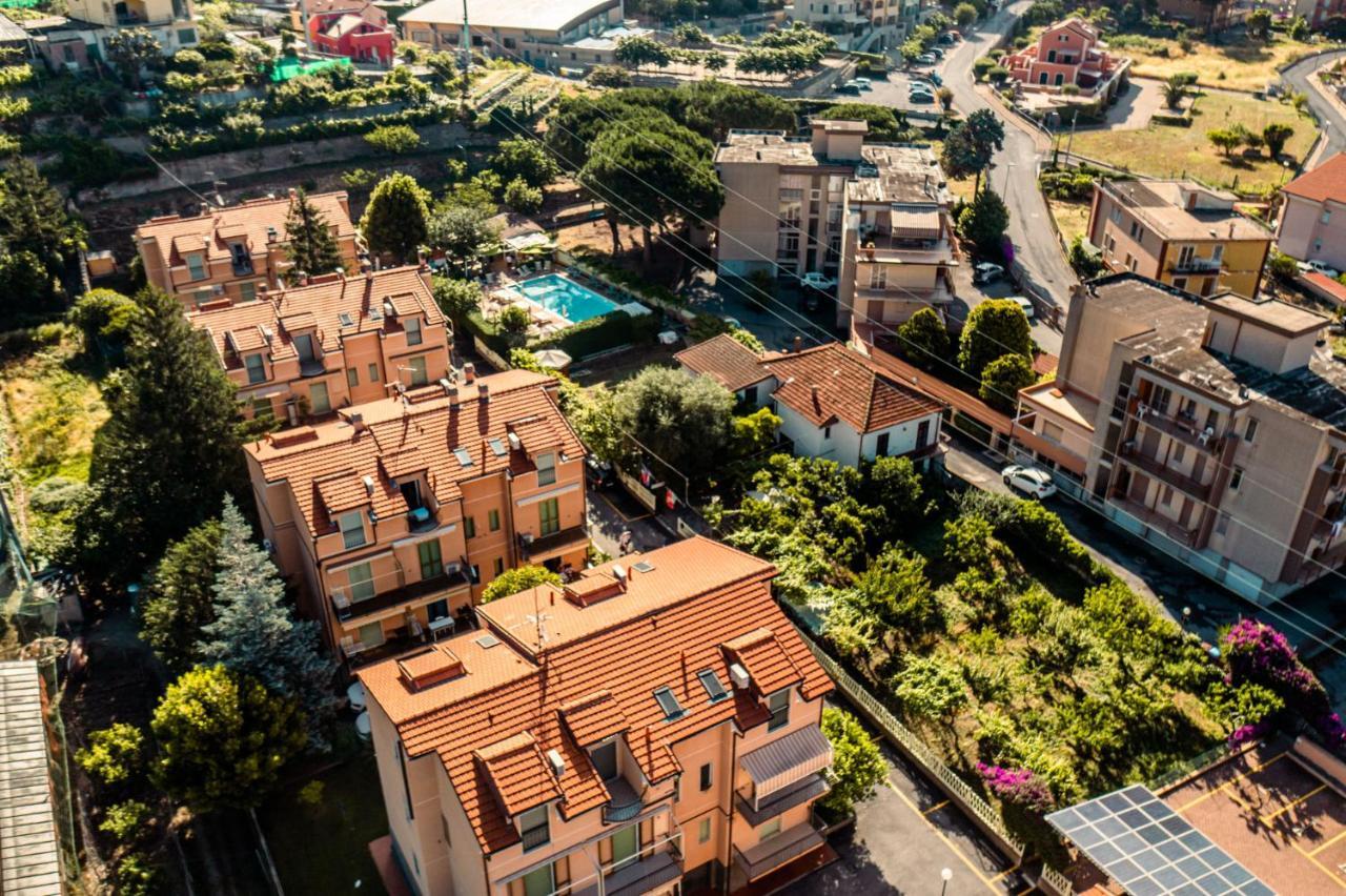 Residence Holidays Pietra Ligure Exterior photo